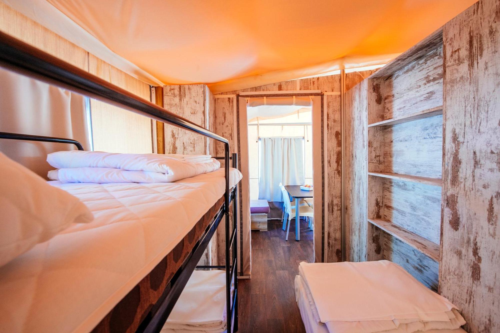 Zaton Holiday Resort Glamping Tents Nin Zimmer foto